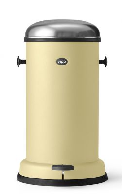 Marie´s Yellow Vipp Treteimer Limited Edition: Gelber Abfalleimer mit Edelstahl-Deckel und schwarzem Fuß.